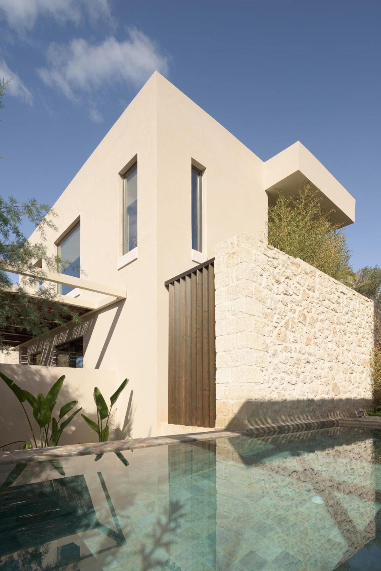 Dyo Beach Suites Rethymno  Exterior photo