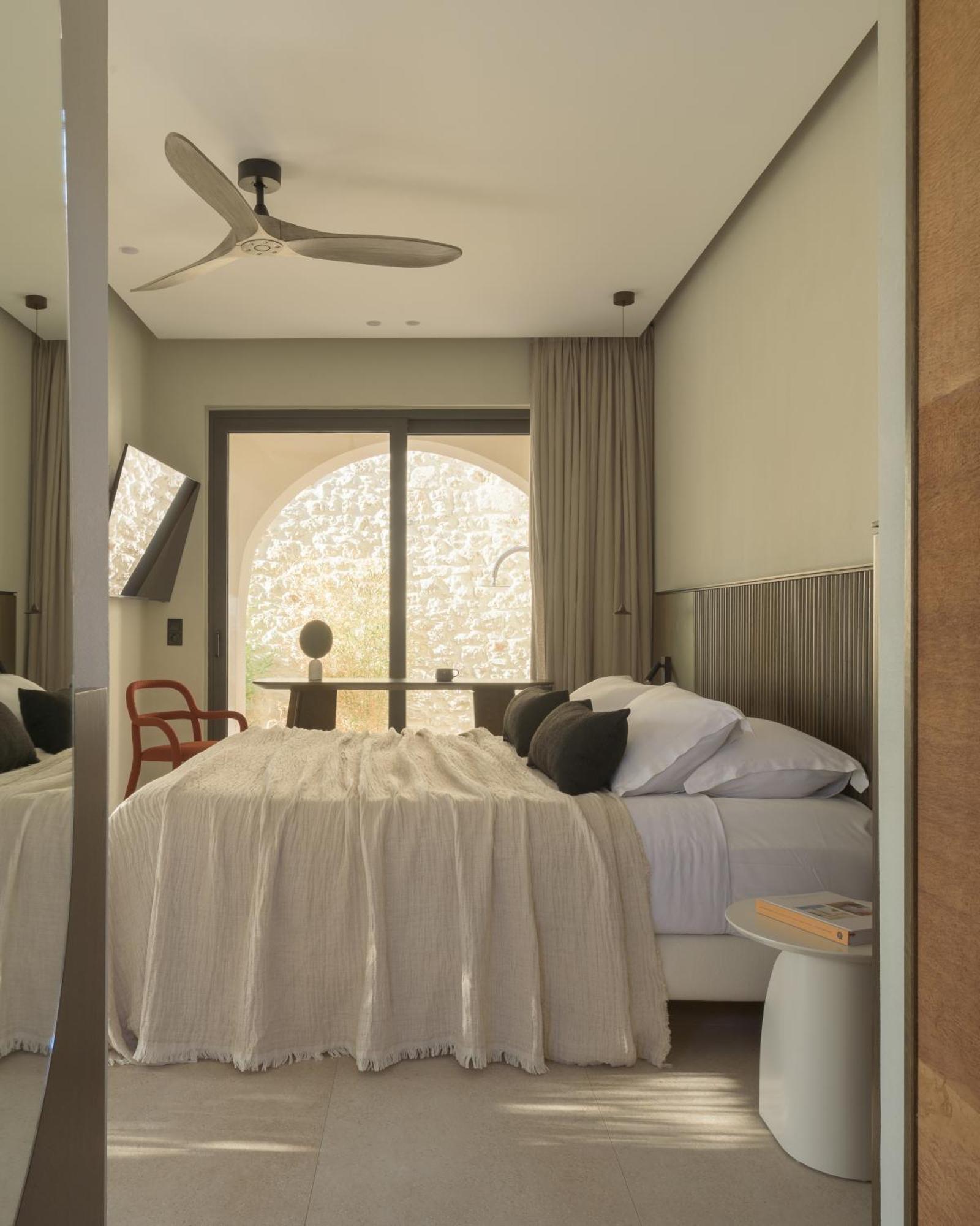 Dyo Beach Suites Rethymno  Exterior photo