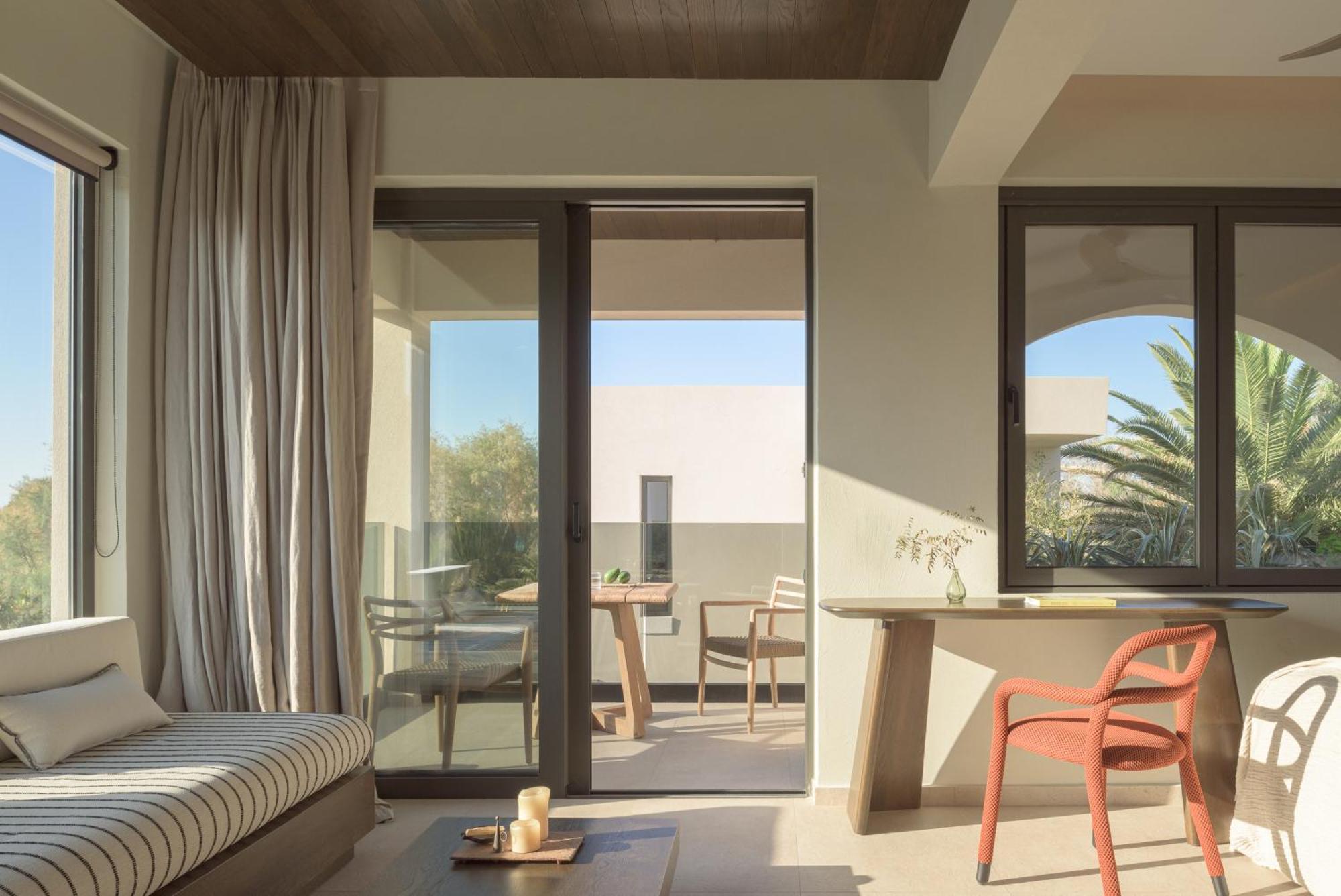 Dyo Beach Suites Rethymno  Exterior photo