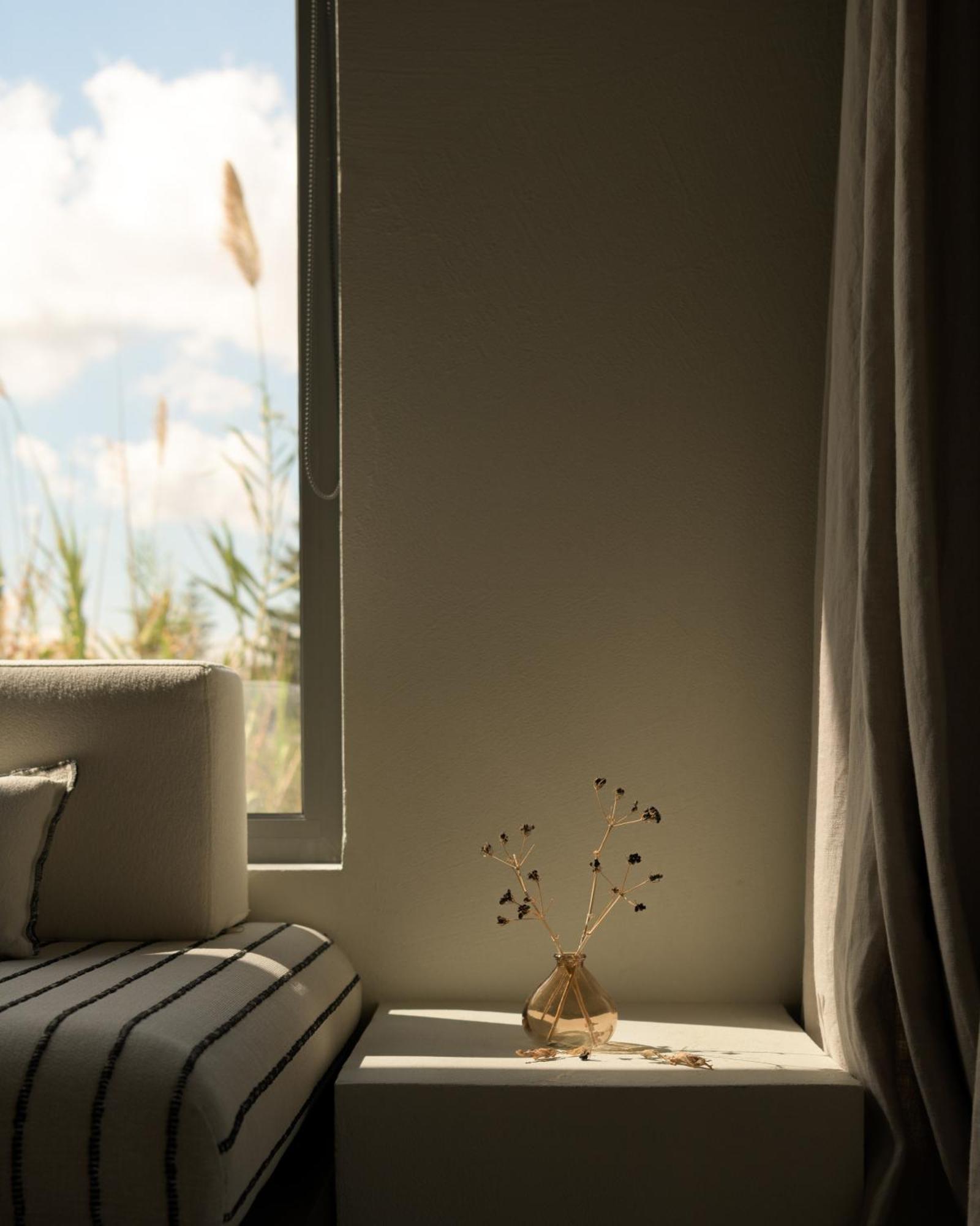 Dyo Beach Suites Rethymno  Exterior photo